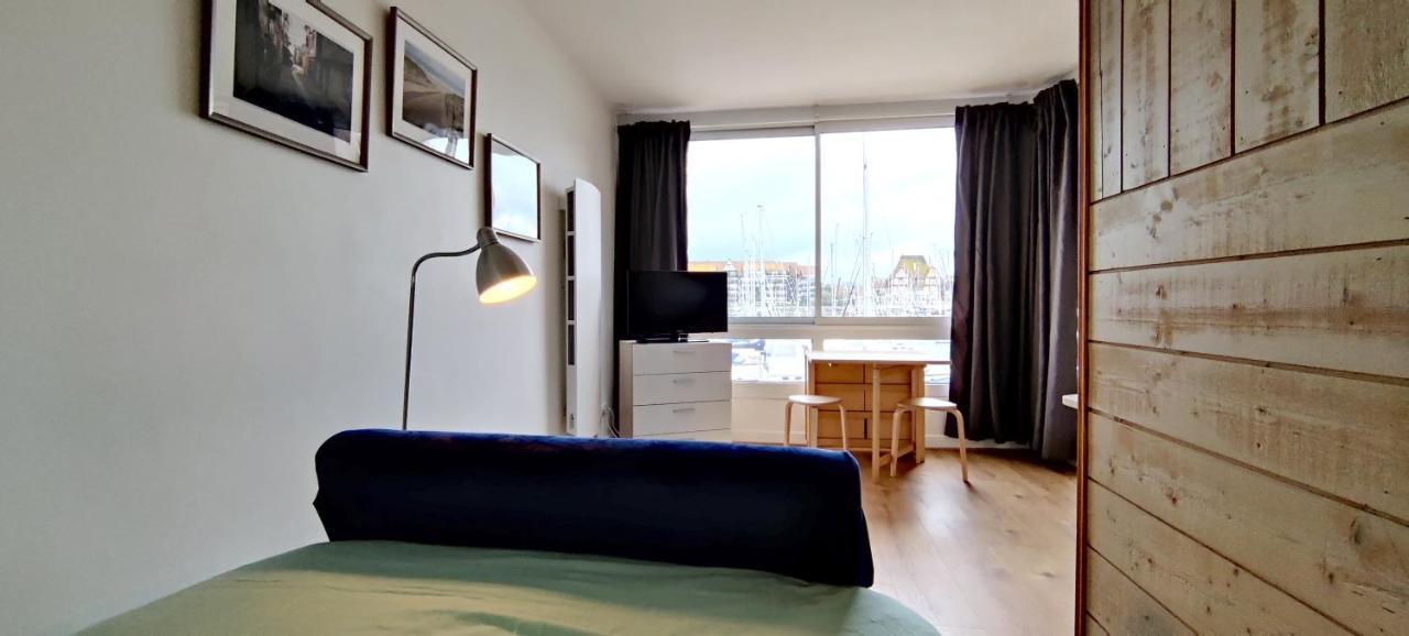 Le Loft-Boat Daire Deauville Dış mekan fotoğraf
